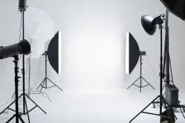 שירותי צילום תדמית בסטודיו – מחיר שעתי